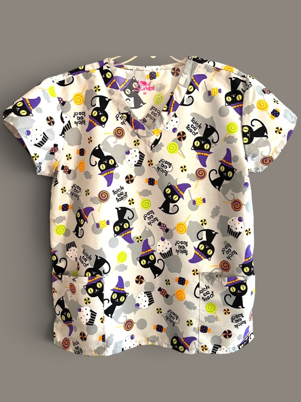 I Love Scrubs Trick or Treat Halloween Scrub Top Size M